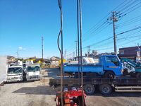 いすゞエルフセルフクレーン5段小型（2t・3t）[写真13]