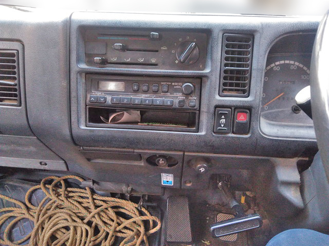 マツダタイタンダンプ小型（2t・3t）[写真24]