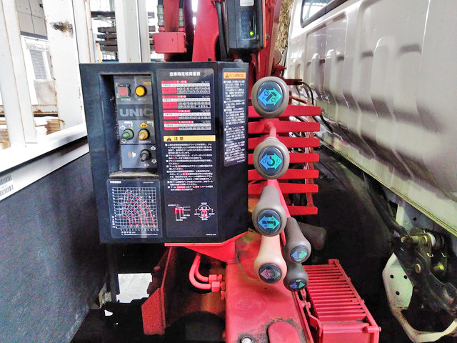 いすゞエルフユニック5段小型（2t・3t）[写真11]