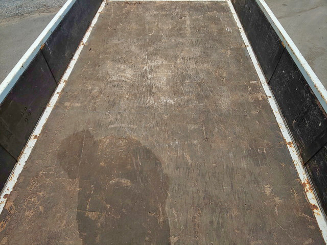 三菱ふそうキャンタークレーン3段小型（2t・3t）[写真15]