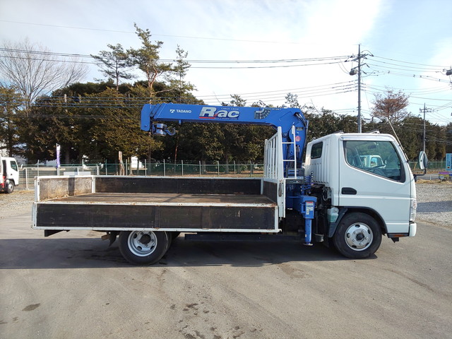 三菱ふそうキャンタークレーン3段小型（2t・3t）[写真09]