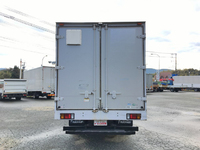 いすゞエルフアルミバン小型（2t・3t）[写真10]