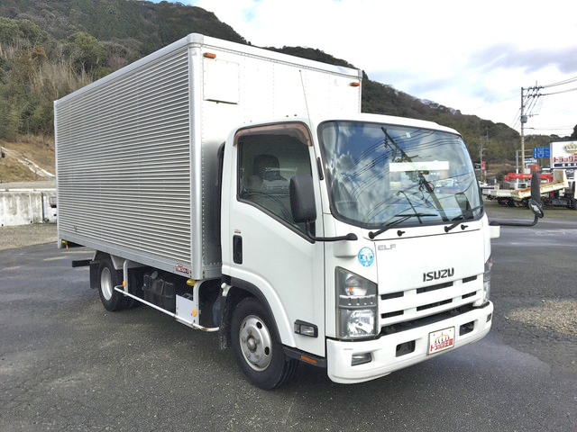 いすゞエルフアルミバン小型（2t・3t）[写真03]