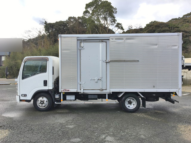いすゞエルフアルミバン小型（2t・3t）[写真05]
