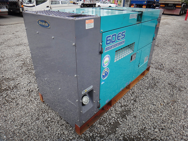 デンヨー発電機DCA-60ESH [写真01]