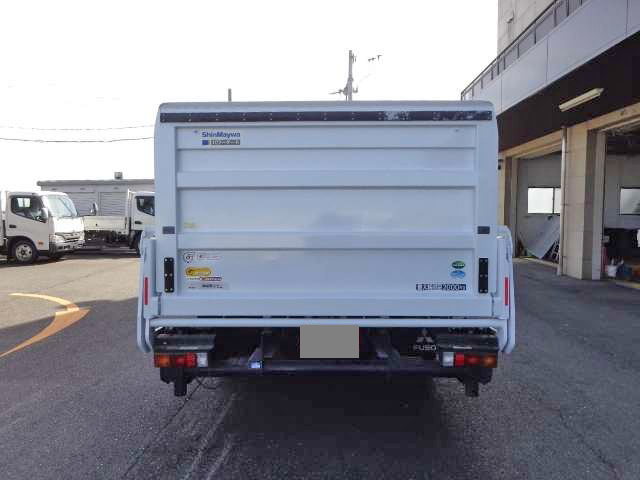 三菱ふそうキャンター平ボディ小型（2t・3t）[写真06]