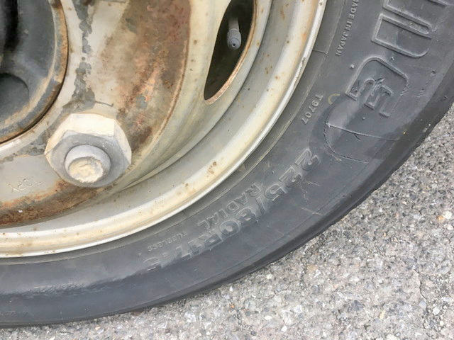 いすゞフォワード深ダンプ（土砂禁ダンプ）中型（4t）[写真11]