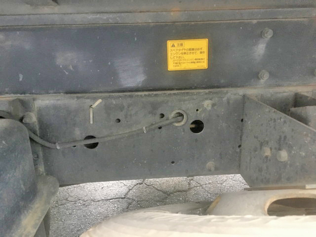 いすゞフォワード深ダンプ（土砂禁ダンプ）中型（4t）[写真17]