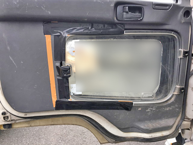 いすゞフォワード深ダンプ（土砂禁ダンプ）中型（4t）[写真22]