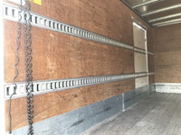 いすゞエルフアルミバン小型（2t・3t）[写真13]