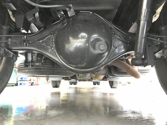 いすゞエルフアルミバン小型（2t・3t）[写真21]