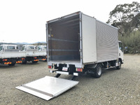 いすゞエルフアルミバン小型（2t・3t）[写真02]