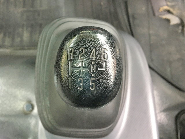 いすゞエルフアルミバン小型（2t・3t）[写真38]