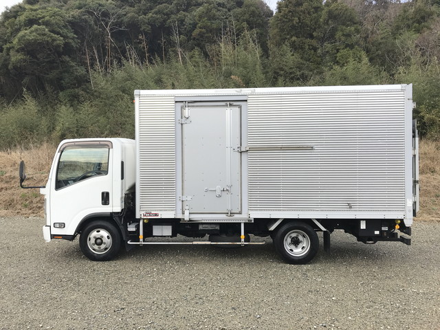 いすゞエルフアルミバン小型（2t・3t）[写真05]