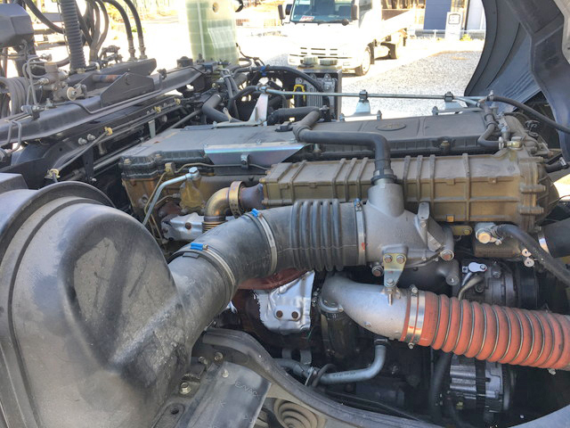 三菱ふそうスーパーグレートトレーラーヘッド（トラクターヘッド）大型（10t）[写真22]