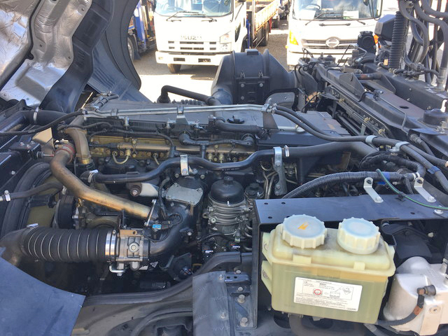 三菱ふそうスーパーグレートトレーラーヘッド（トラクターヘッド）大型（10t）[写真23]