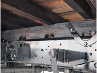 いすゞフォワードユニック4段中型（4t）[写真19]