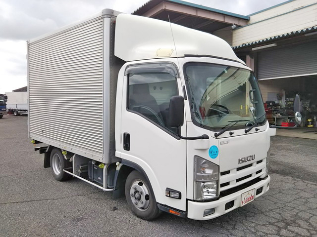 いすゞエルフアルミバン小型（2t・3t）[写真03]