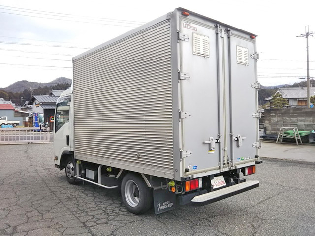 いすゞエルフアルミバン小型（2t・3t）[写真04]