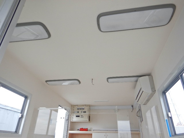 いすゞエルフその他の形状小型（2t・3t）[写真15]