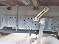 いすゞエルフ平ボディ小型（2t・3t）[写真17]