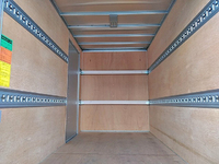 マツダタイタンアルミバン小型（2t・3t）[写真06]