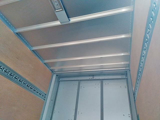 マツダタイタンアルミバン小型（2t・3t）[写真07]