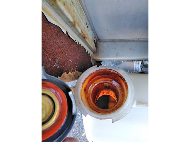 いすゞギガアルミウイング大型（10t）[写真20]