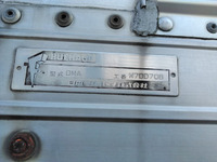 いすゞギガアルミウイング大型（10t）[写真08]