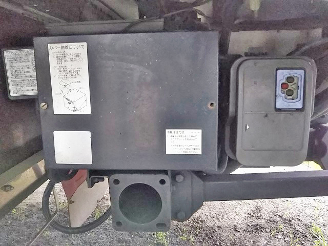 いすゞフォワードアルミウイング増トン（6t・8t）[写真12]