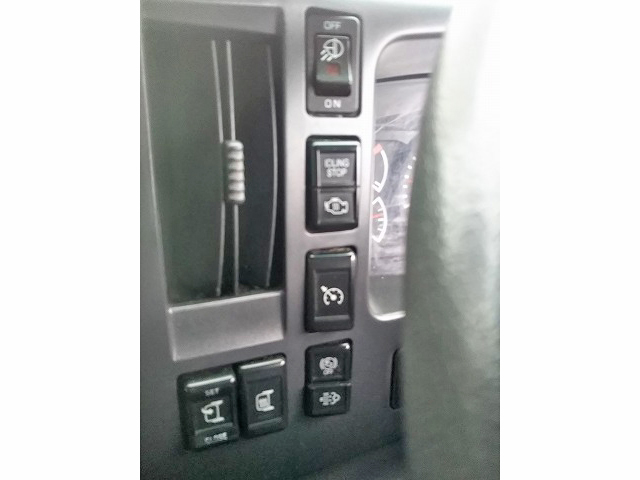 いすゞフォワードアルミウイング増トン（6t・8t）[写真30]