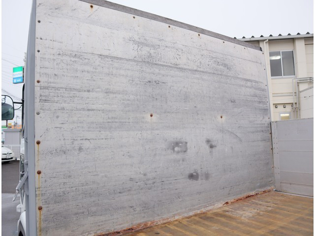 UDトラックスコンドルアルミブロック中型（4t）[写真10]