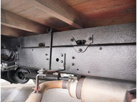 UDトラックスコンドルアルミブロック中型（4t）[写真14]