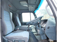 UDトラックスコンドルアルミブロック中型（4t）[写真26]