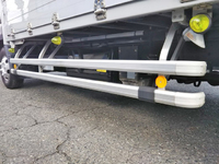 三菱ふそうキャンターアルミウイング小型（2t・3t）[写真18]