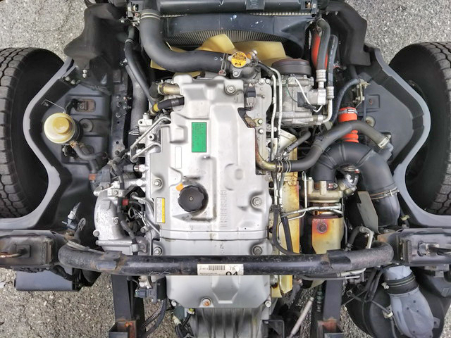 三菱ふそうキャンターアルミウイング小型（2t・3t）[写真26]