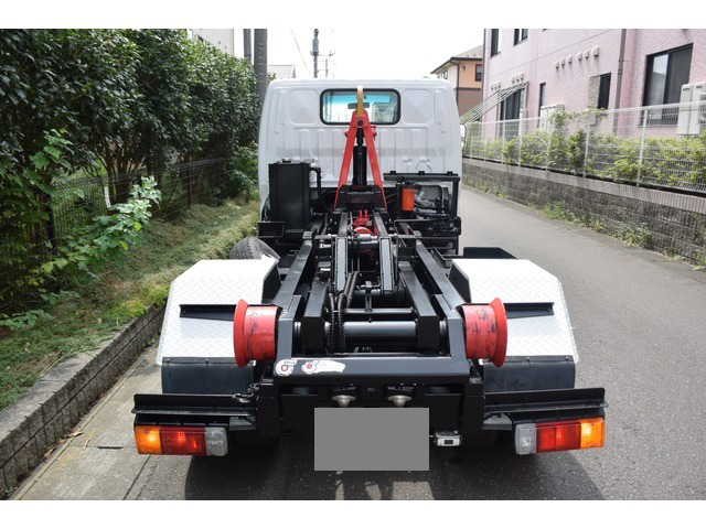 日野デュトロコンテナ専用車小型（2t・3t）[写真10]