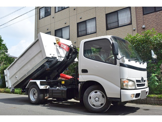 日野デュトロコンテナ専用車小型（2t・3t）[写真03]