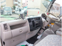 日野デュトロコンテナ専用車小型（2t・3t）[写真34]