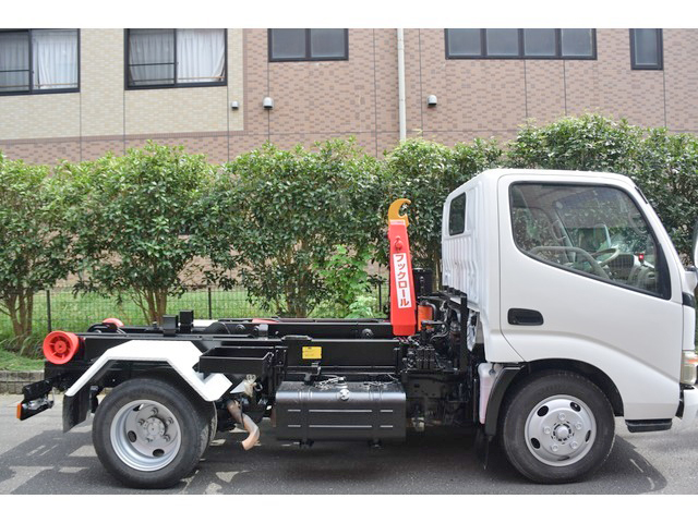 日野デュトロコンテナ専用車小型（2t・3t）[写真06]