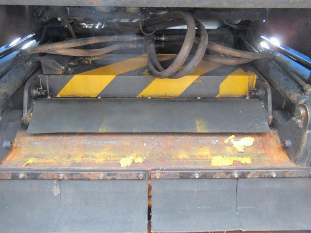 日野デュトロパッカー車（塵芥車）小型（2t・3t）[写真17]