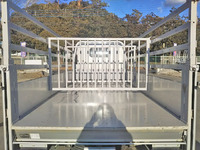 いすゞエルフ家畜運搬車小型（2t・3t）[写真11]