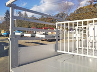 いすゞエルフ家畜運搬車小型（2t・3t）[写真12]