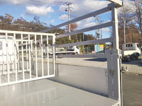 いすゞエルフ家畜運搬車小型（2t・3t）[写真13]