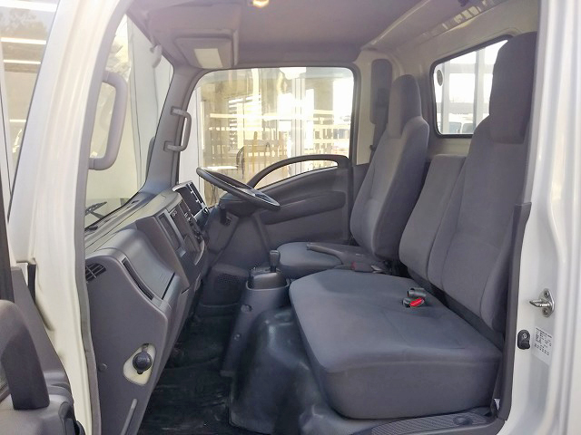 いすゞエルフ家畜運搬車小型（2t・3t）[写真32]