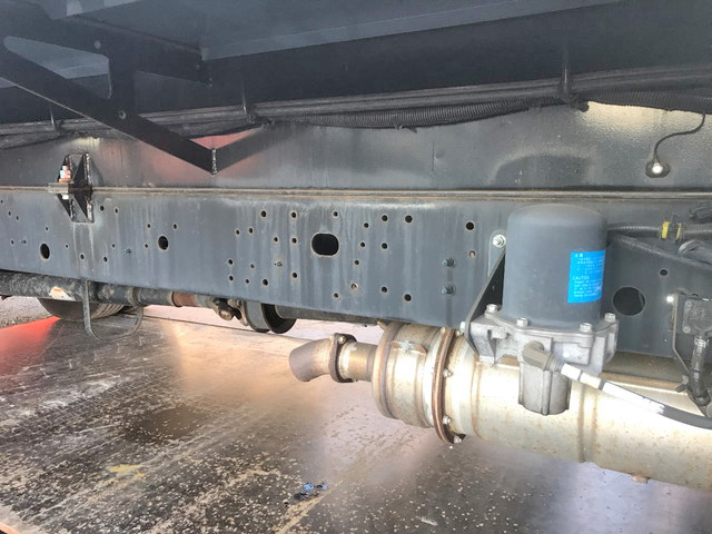 日野レンジャー高所作業車中型（4t）[写真24]