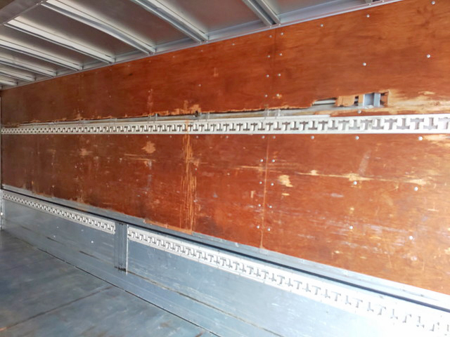 日野レンジャーアルミウイング増トン（6t・8t）[写真14]