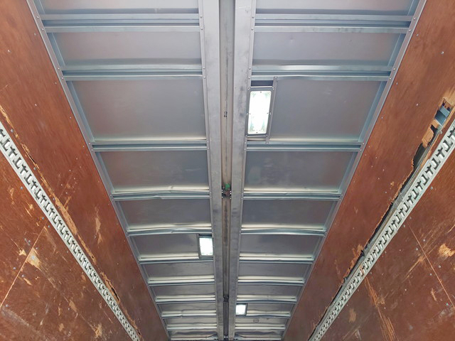 日野レンジャーアルミウイング増トン（6t・8t）[写真16]