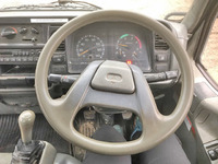 三菱ふそうキャンタークレーン3段小型（2t・3t）[写真23]