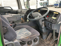 三菱ふそうスーパーグレートJRコンテナ専用車大型（10t）[写真28]